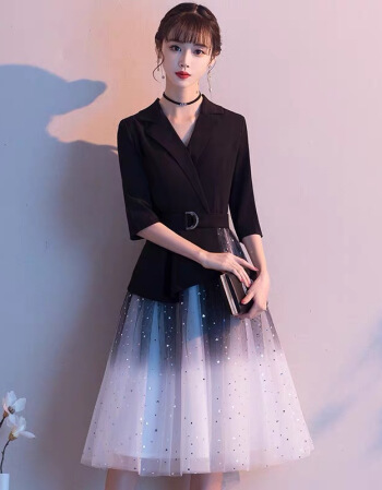 Yi Di Xiao's temperament banquet small e