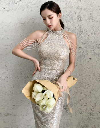 Snow White 2020 New Slim Fit Fishtail Ha
